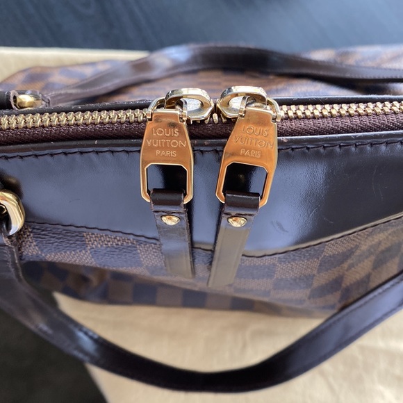 Authentic Louis Vuitton bag - Picture 5 of 8